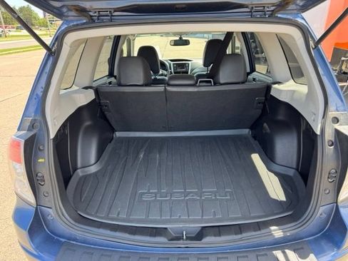 Used 2012 Subaru Forester 2.5X Limited AWD/4WD image 23
