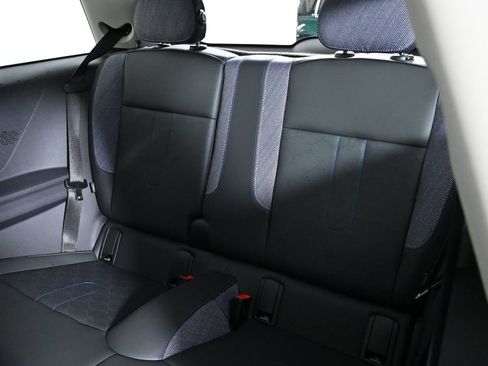 Used 2025 MINI Cooper 2-Door Hardtop image 22