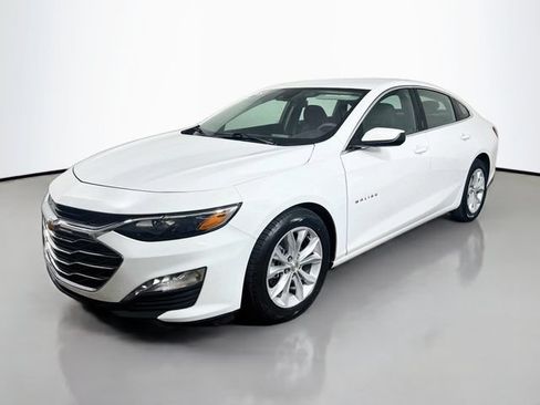 Used 2025 Chevrolet Malibu LT FWD image 5