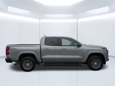 Used 2024 Chevrolet Colorado LT w/ LT Convenience Package RWD image 7