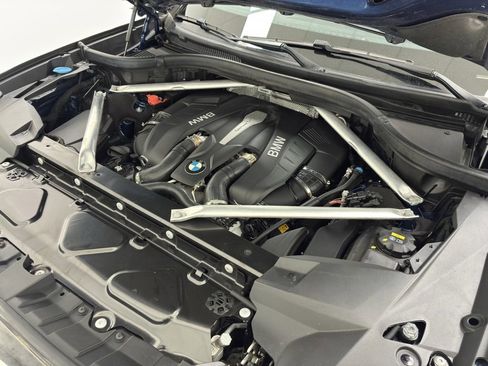 Used 2019 BMW X7 xDrive50i w/ Premium Package image 63
