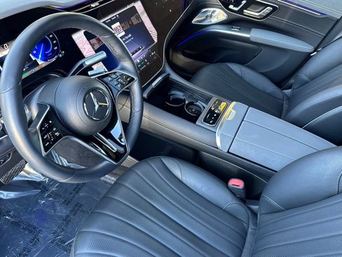 Used 2024 Mercedes-Benz EQS 450+ SUV image 4