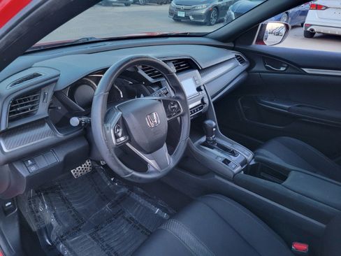 Used 2018 Honda Civic Sport image 17