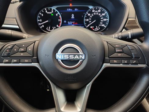 Used 2026 Nissan Altima 2.5 SV w/ SV Special Edition Package FWD image 18