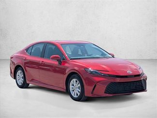 Used 2025 Toyota Camry LE FWD video 3