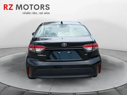 Used 2023 Toyota Corolla LE FWD image 4