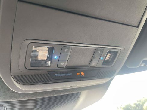 Used 2020 Ford Explorer XLT w/ Equipment Group 202A RWD image 35