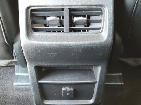 Used 2020 Ford Edge SEL image 15