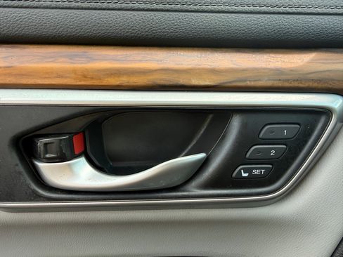 Used 2020 Honda CR-V EX-L image 24
