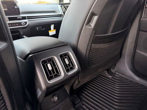New 2025 Kia Sorento EX image 24