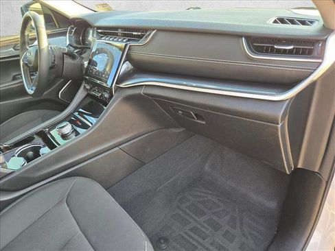 Used 2022 Jeep Grand Cherokee L Laredo w/ Luxury Tech Group I image 18