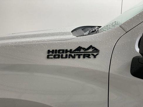 Used 2023 Chevrolet Silverado 1500 High Country w/ Technology Package image 10