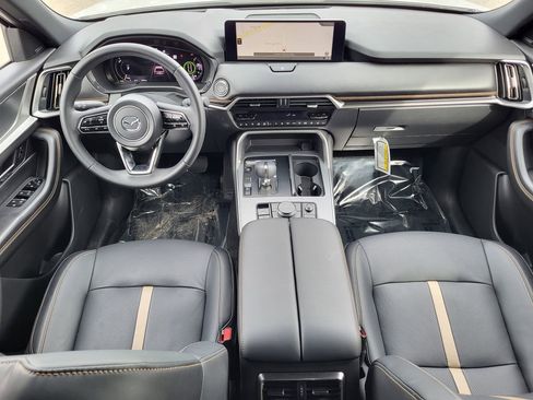 Used 2025 MAZDA CX-70 Plug-In Hybrid w/ Premium Plus image 22