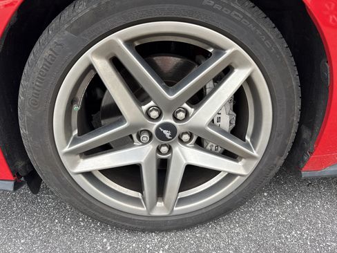 Used 2024 Ford Mustang GT Premium RWD image 5