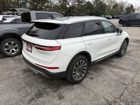 Used 2023 Lincoln Corsair Reserve image 7