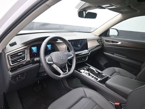 New 2025 Volkswagen Atlas SEL image 19