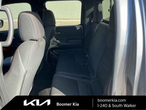 Used 2023 Nissan Frontier Pro-X w/ Technology Package image 11