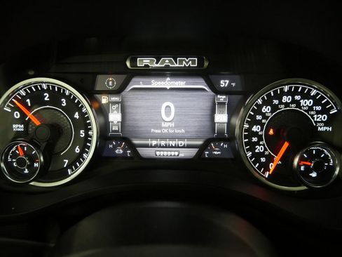 Used 2023 RAM 1500 Laramie AWD/4WD image 15