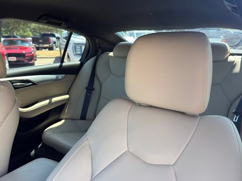 Used 2024 Cadillac CT5 Luxury w/ Cold Weather Package RWD image 9