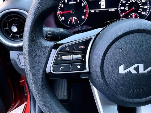 Used 2024 Kia Forte LXS image 21