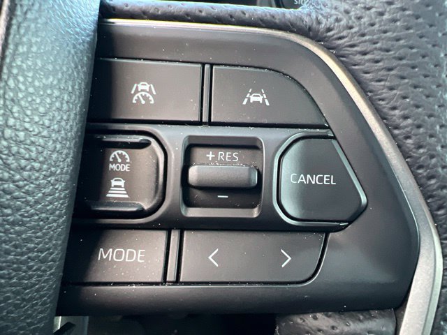 Used 2025 Toyota Tacoma SR5 AWD/4WD image 24
