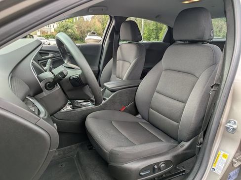 Used 2025 Chevrolet Malibu LT image 26