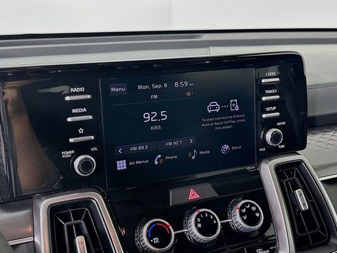 Used 2023 Kia Sorento LX image 19