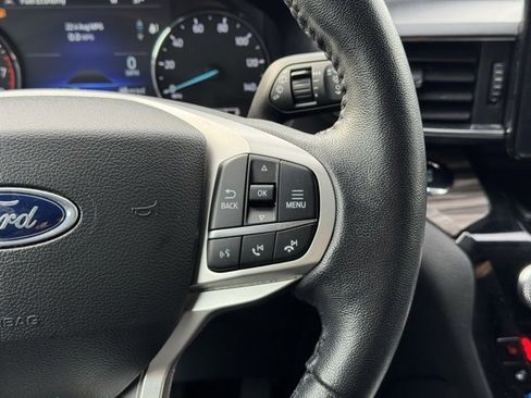 Certified 2023 Ford Explorer Limited w/ Equipment Group 301A image 24