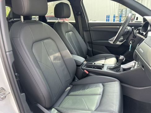 Used 2025 Audi Q3 2.0T Premium AWD/4WD image 27