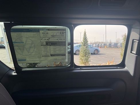 New 2025 Volkswagen ID. Buzz Pro S image 27