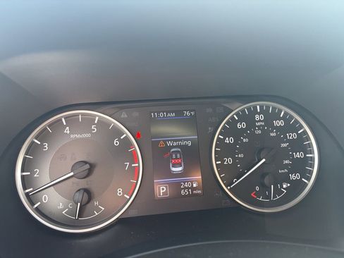 Certified 2025 Nissan Sentra S image 3