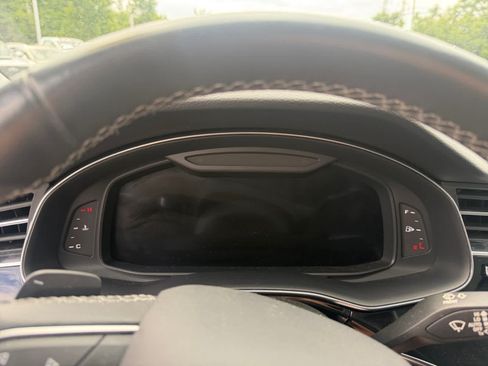 Used 2021 Audi Q8 Premium Plus w/ Premium Plus Package AWD/4WD image 17
