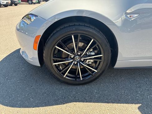 Used 2025 MAZDA MX-5 Miata Grand Touring RWD image 29