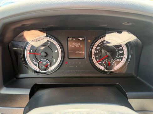 Used 2018 RAM 2500 Tradesman w/ Chrome Appearance Group AWD/4WD image 25