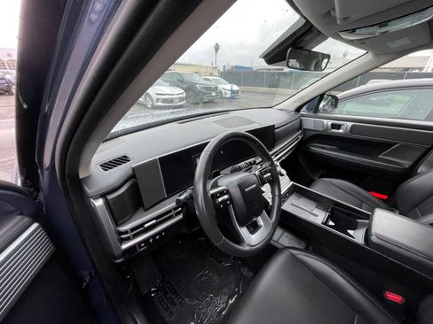 Used 2025 Hyundai Santa Fe SEL image 39