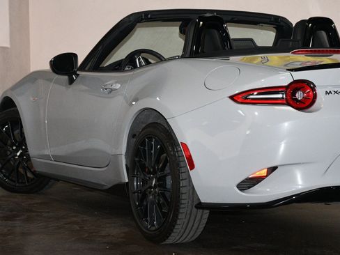 Used 2025 MAZDA MX-5 Miata Club w/ Brembo/BBS Recaro Package RWD image 55