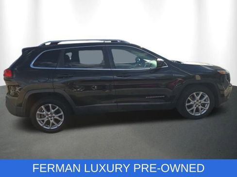 Used 2016 Jeep Cherokee Latitude w/ Safety/Convenience Group image 8
