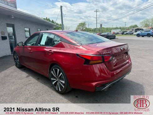 Used 2021 Nissan Altima 2.5 SR FWD image 5
