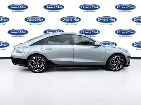 Used 2024 Hyundai Ioniq 6 SEL RWD image 8