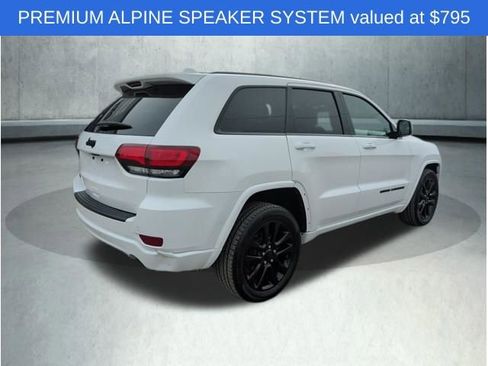 Used 2019 Jeep Grand Cherokee Altitude image 7
