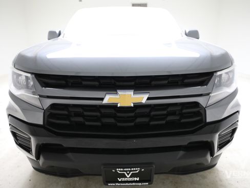 Used 2022 Chevrolet Colorado LT RWD image 8