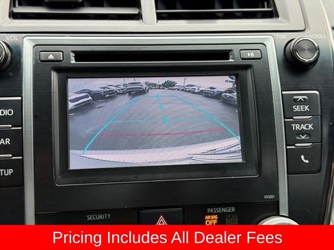 Used 2014 Toyota Camry LE FWD image 25