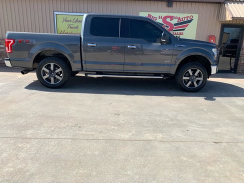 Used 2015 Ford F150 XLT w/ Equipment Group 301A Mid image 6