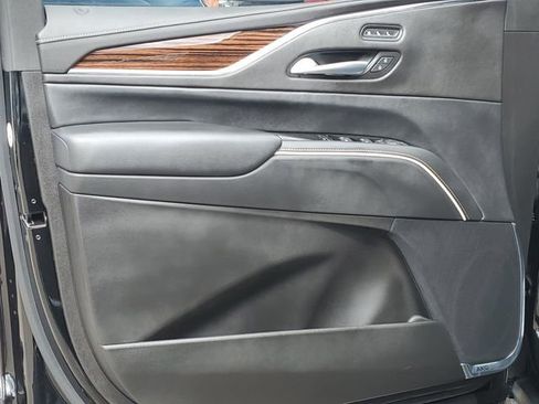 Certified 2024 Cadillac Escalade ESV Premium Luxury w/ LPO, Floor Liner Package AWD/4WD image 22