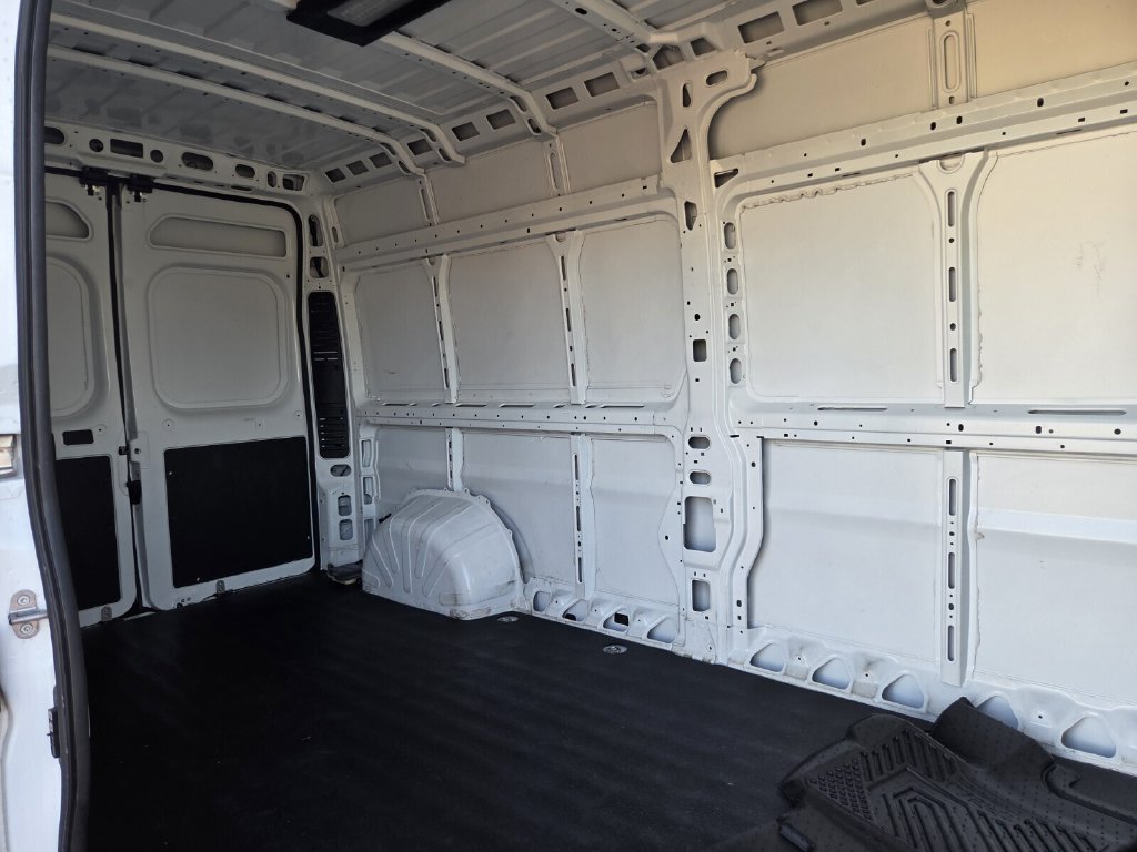 Used 2025 RAM ProMaster 2500 w/ Convenience Group FWD image 26