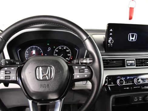 Certified 2023 Honda Pilot EX-L image 16
