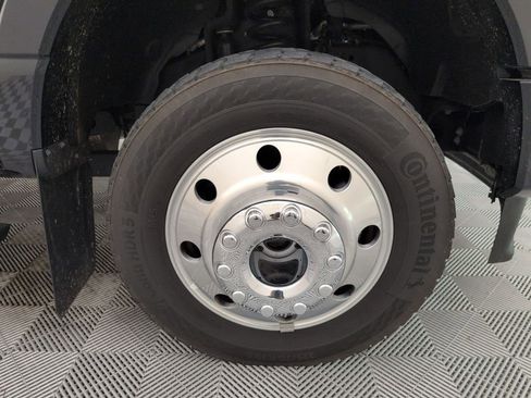 Certified 2025 Ford F450 Platinum w/ Platinum Plus Package image 14