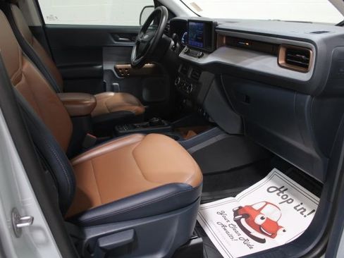 Used 2024 Ford Maverick Lariat w/ FX4 Off-Road Package image 26