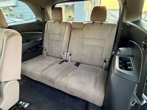 Used 2021 Honda Pilot EX image 29