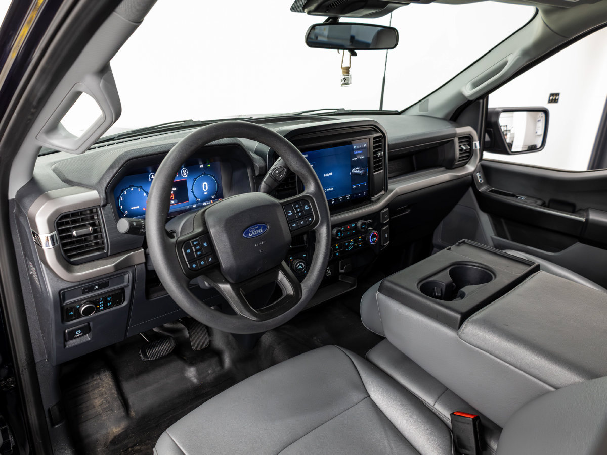 Used 2025 Ford F150 XL AWD/4WD image 4